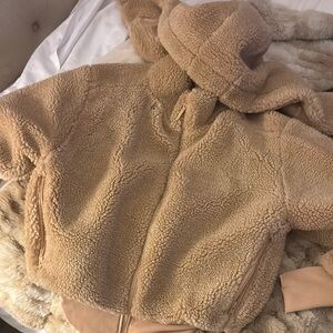 ALO Yoga Tan Teddy Jacket Plush Oversized Fit
